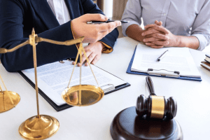 إدارة العقود القانونية والمناقصات 1